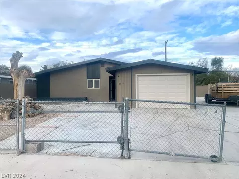 2012 Valley Dr, Las Vegas, NV 89108
