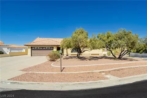 909 Hibiscus Ct, Henderson, NV 89011
