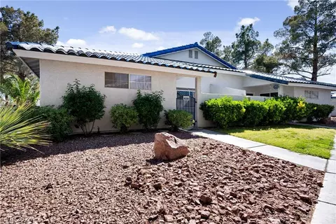 2041 Willowbury Dr #B, Las Vegas, NV 89108