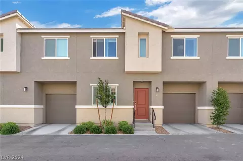 12236 Glass Desert Rd #2, Las Vegas, NV 89183