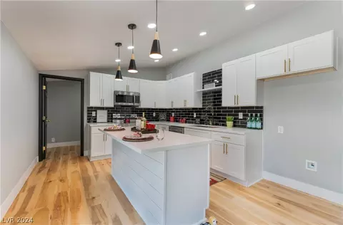 1936 Caballero Way, Las Vegas, NV 89169