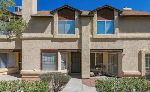 553 Kristin Ln, Henderson, NV 89011