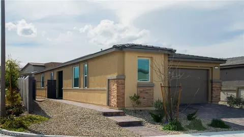 9703 Pacific Pine St, Las Vegas, NV 89143
