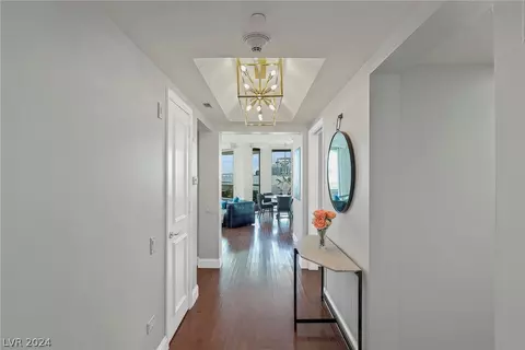 2877 Paradise Rd #605, Las Vegas, NV 89109