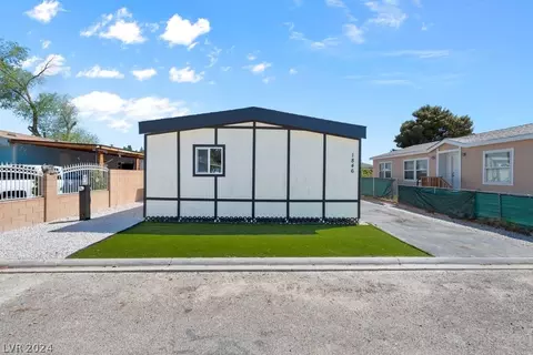 1846 Quintearo St, Las Vegas, NV 89115