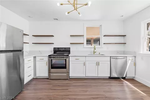 415 N 9th St, Las Vegas, NV 89101