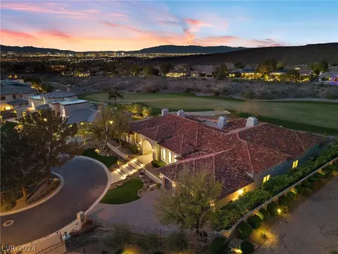 14 Paradise Valley Ct, Henderson, NV 89052