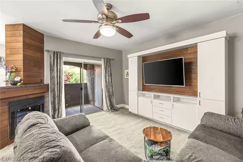5525 W Flamingo Rd #2007, Las Vegas, NV 89103