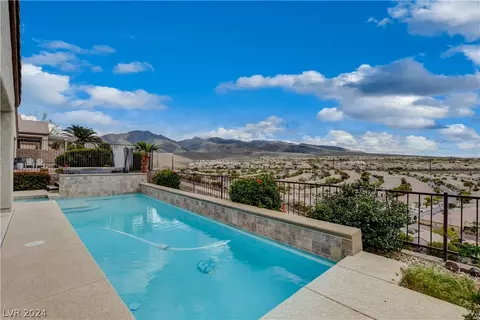 2477 Serene Moon Dr, Henderson, NV 89044
