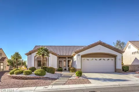 10701 Shackleton Dr, Las Vegas, NV 89134