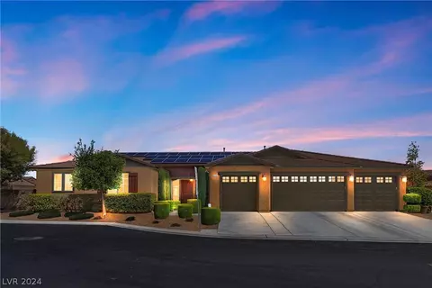 8390 Mojave Heights Ct, Las Vegas, NV 89113