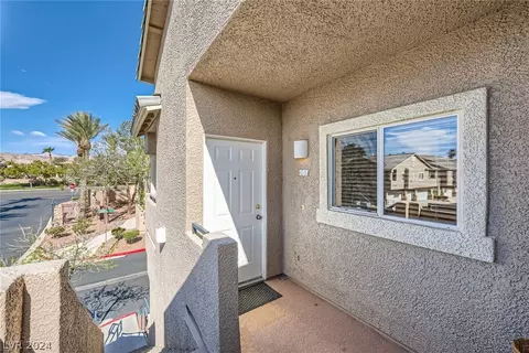 2052 Turquoise Ridge St #207, Las Vegas, NV 89117