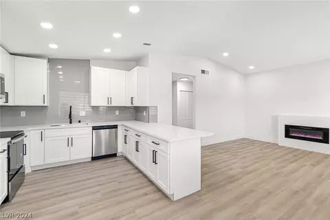 4220 Thyme Ave, Las Vegas, NV 89110