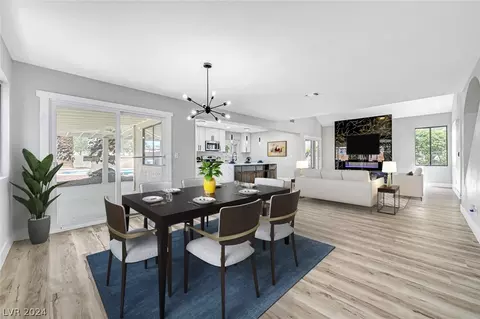 137 Coventry Dr, Henderson, NV 89074