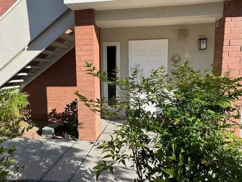 2867 Geary Pl #3015, Las Vegas, NV 89109