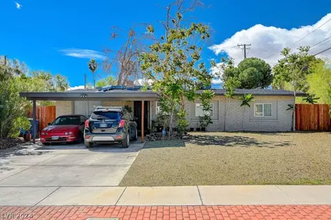 1900 Peyton Dr, Las Vegas, NV 89104