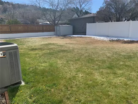 Exterior - 800 Mill St, Ely, NV 89301 photo 2 of 8