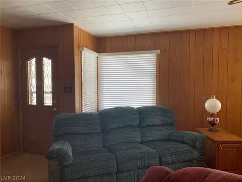 Living - 800 Mill St, Ely, NV 89301 photo 2 of 2