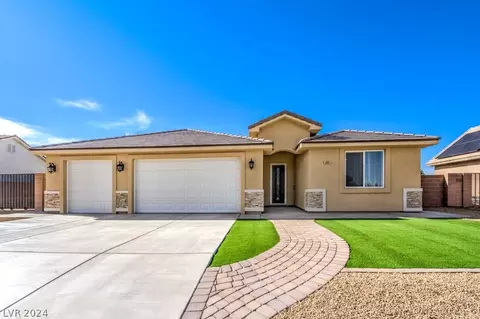 5061 E Chasemoor St, Pahrump, NV 89061
