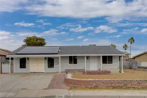 7104 Bramble Ct, Las Vegas, NV 89145