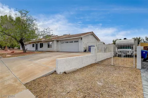430 Crestway Rd, Henderson, NV 89015
