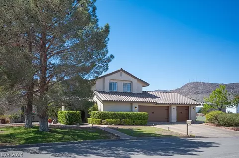 617 Robin Ln, Henderson, NV 89015