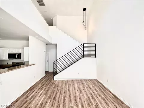 10541 Gold Shadow Ave, Las Vegas, NV 89129