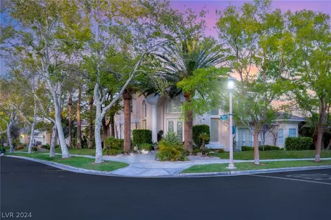 2100 Redbird Dr, Las Vegas, NV 89134