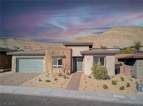 6697 Regency Crest Ave, Las Vegas, NV 89148