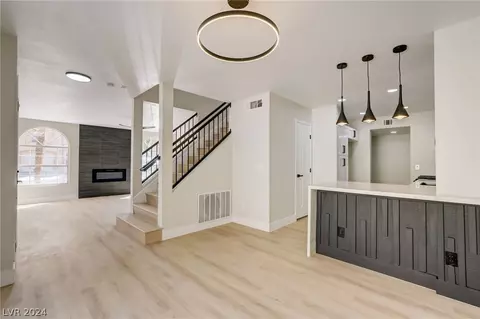 8464 Blue Island Ave, Las Vegas, NV 89129