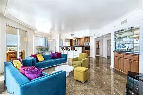 2747 Paradise Rd #706, Las Vegas, NV 89109