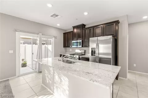 4465 Shimmering Skies St #1179, North Las Vegas, NV 89031