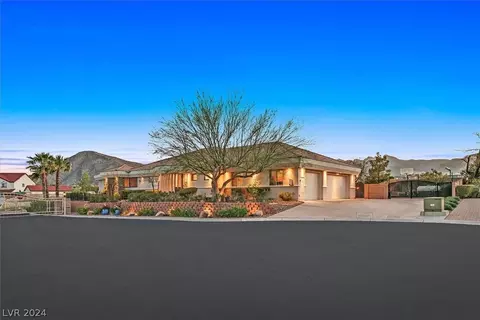 9690 W La Madre Way, Las Vegas, NV 89149