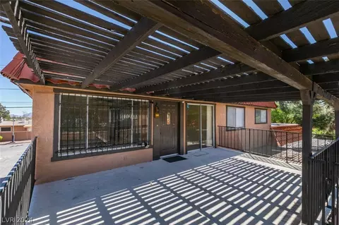200 Shadybrook Ln #D, Las Vegas, NV 89107
