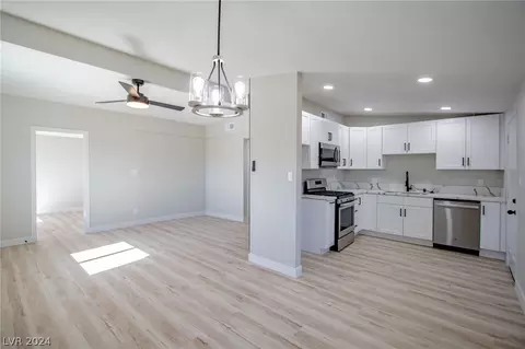 2921 Howard Dr, Las Vegas, NV 89104
