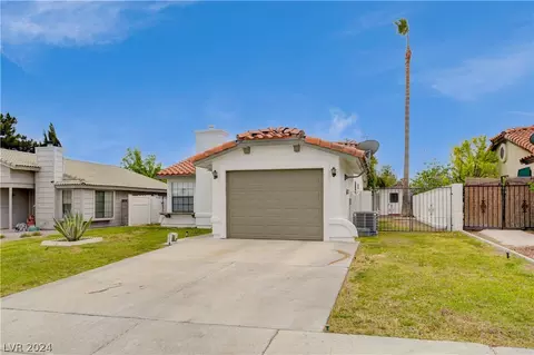 7409 Lattimore Dr, Las Vegas, NV 89128