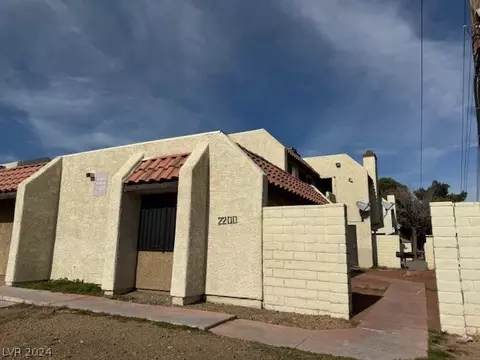 2200 Venus Ave #C, North Las Vegas, NV 89030