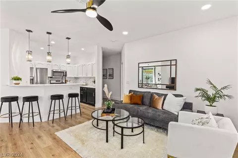 1705 Sky Of Red Dr #201, Las Vegas, NV 89128