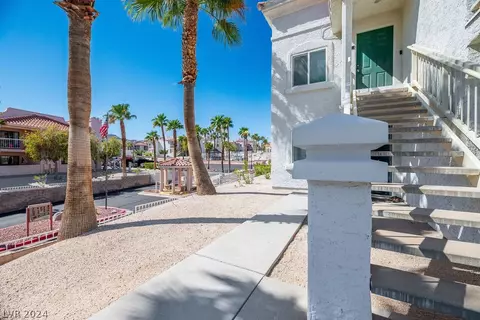 1904 Las Palmas Ln #202, Laughlin, NV 89029