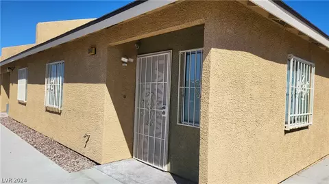 3841 Soda Springs Dr #0, Las Vegas, NV 89115