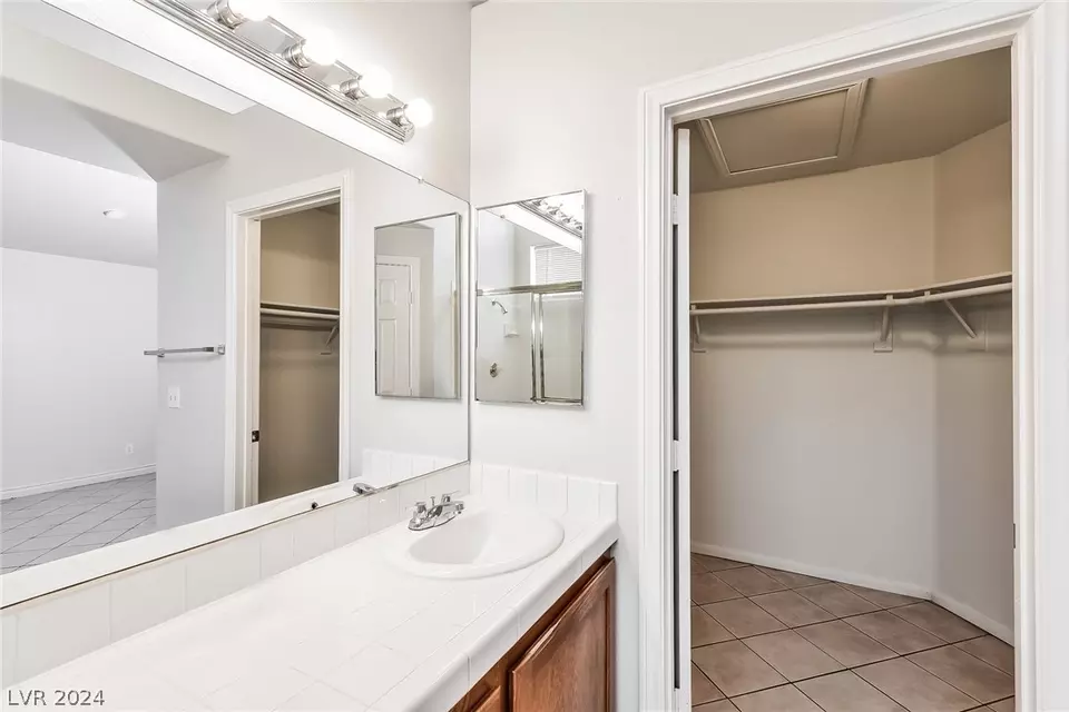 Bath - 3743 White Peppermint Dr, Las Vegas, NV 89147 photo 1 of 3
