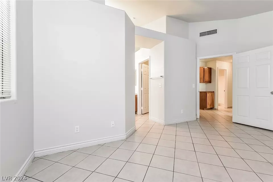 Living - 3743 White Peppermint Dr, Las Vegas, NV 89147 photo 1 of 3