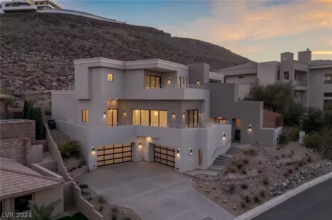 1687 Tangiers Dr, Henderson, NV 89012
