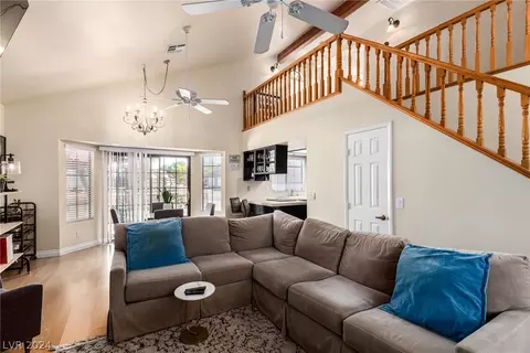 3296 Dayflower St #4, Las Vegas, NV 89121