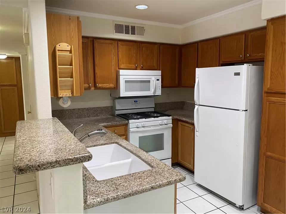 Kitchen - 5216 Mandalay Springs Dr #103, Las Vegas, NV 89120 photo 1 of 2