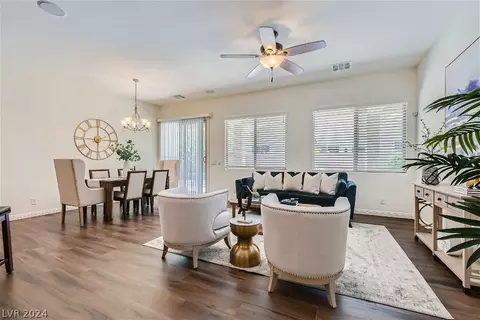 8265 Slip Point Ave, Las Vegas, NV 89147