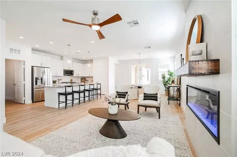 482 Port Reggio St, Las Vegas, NV 89138