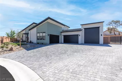 6335 Duneville St, Las Vegas, NV 89118
