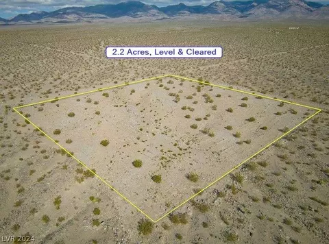 1281 W Amethyst Rd, Pahrump, NV 89060