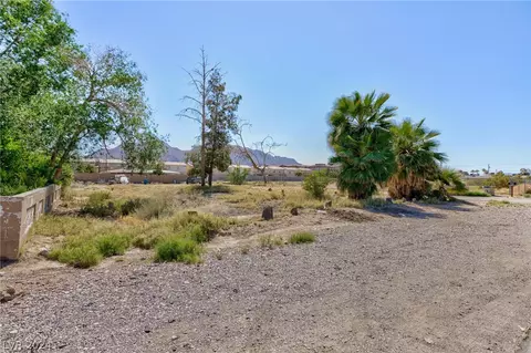 2120 Linn Ln, Las Vegas, NV 89156